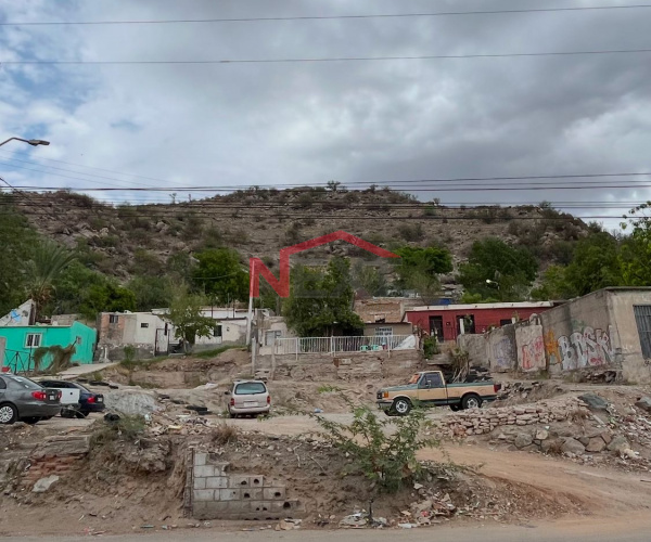 TERRENO EN VENTA SOBRE BLVD. LUIS ENCINAS