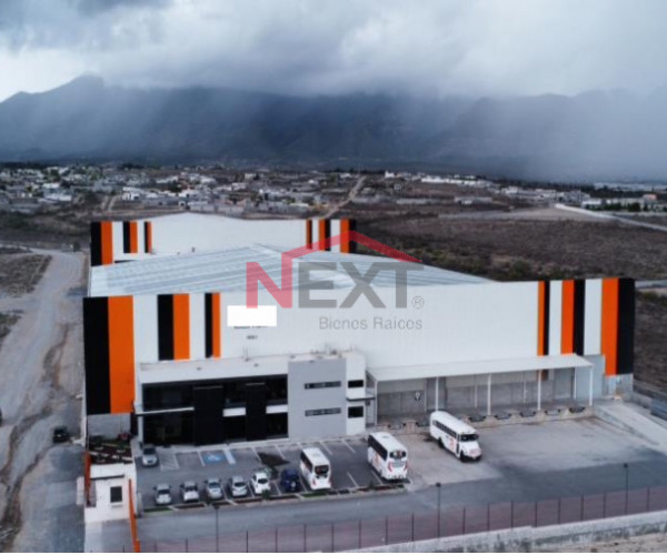 NAVE INDUSTRIAL EN RENTA  POR LIBRAMIENTO OSCAR FLORES TAPIA