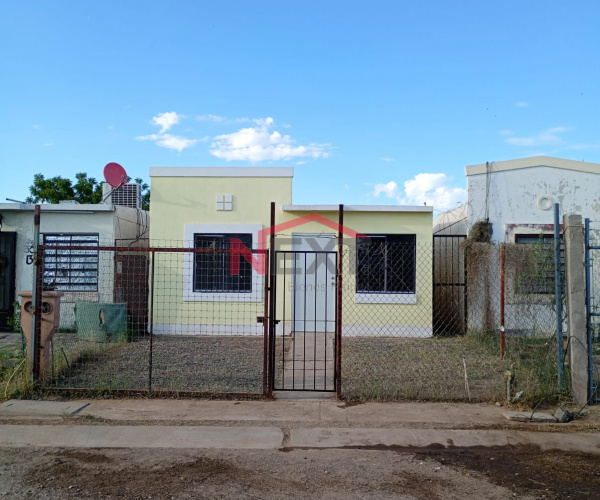 CASA EN VENTA EN URVI VILLA DEL PRADO