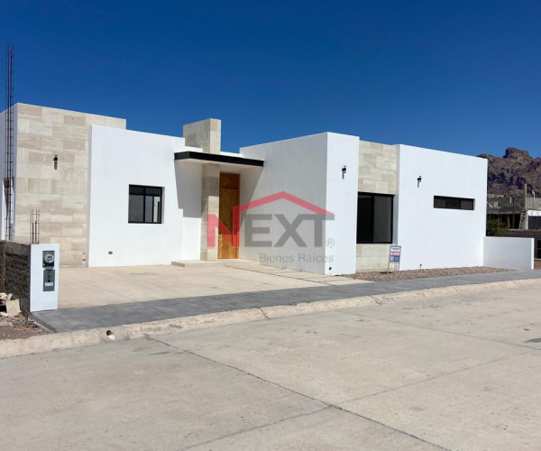 CASA EN VENTA EN SAN CARLOS