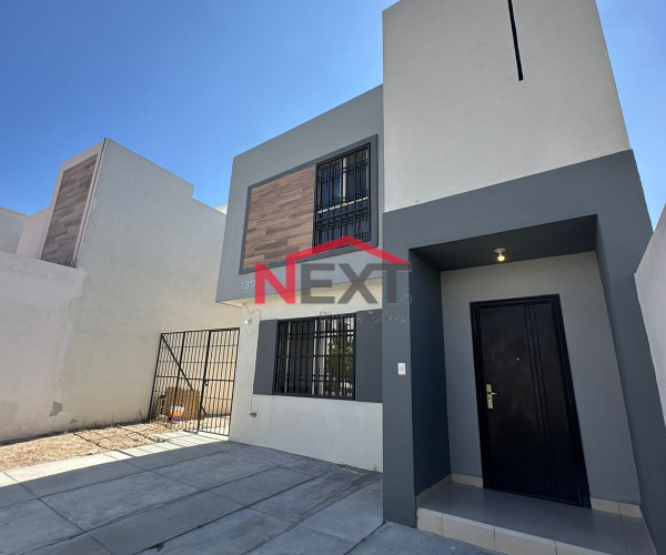 Casa en Renta  en Villas Castellana con terreno excedente