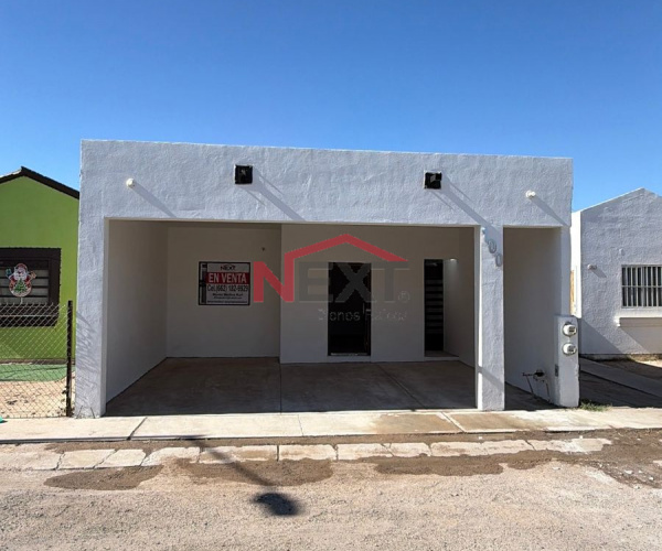 CASA EN VENTA EN COL. QUINTAS DEL SOL