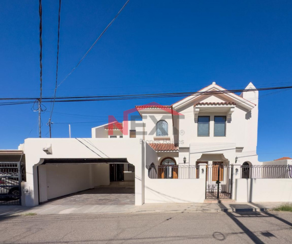 CASA Y TERRENO EN VENTA EN COL. PRADOS DE CENTENARIO