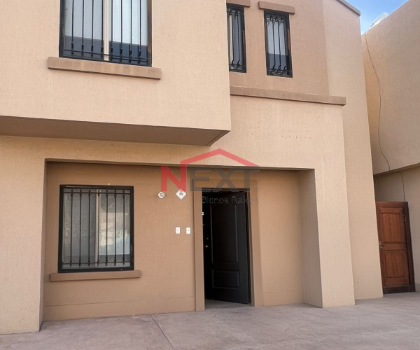 CASA EN RENTA EN  REAL DE TOLEDO RESIDENCIAL