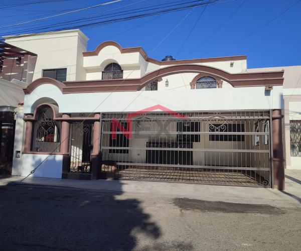 CASA EN RENTA EN COL. SANTA FE