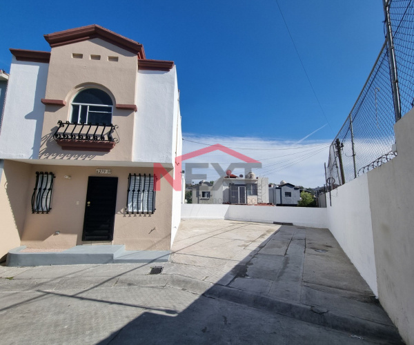 CASA EN RENTA EN JARDINES DE AGUA CALIENTE TIJUANA B.C