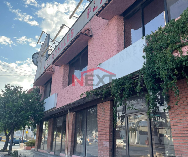 🏢 EDIFICIO COMERCIAL EN VENTA 📍 EN ESQUINA SOBRE DOS AVENIDAS PRINCIPALES, CON ESTACIONAMIENTO