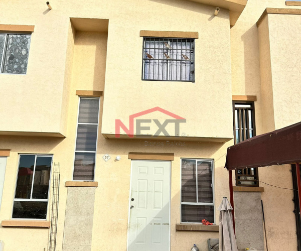 CASA EN VENTA EN PRIVADA SANTA CLARA