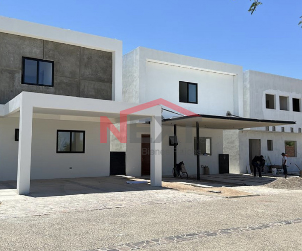 CASA EN VENTA EN ALTOZANO RESIDENCIAL