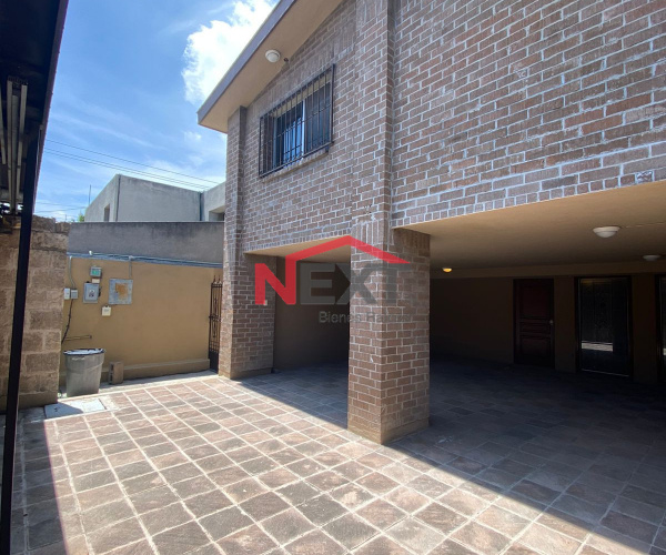 Venta de Casa 4 Recamaras en República Oriente