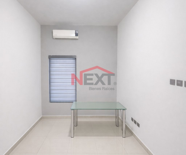 CONSULTORIO EN RENTA EN COL. CENTENARIO