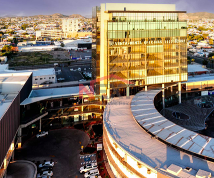 LOCAL EN RENTA PLAZA ANDENES