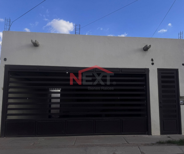 CASA EN RENTA EN REAL DEL CARMEN