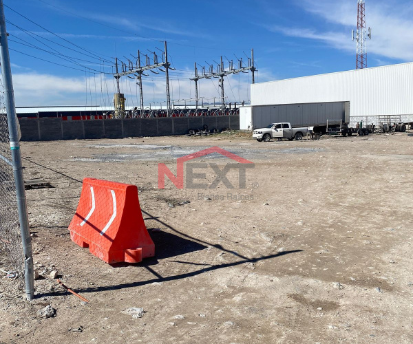 TERRENO  COMERCIAL EN RENTA