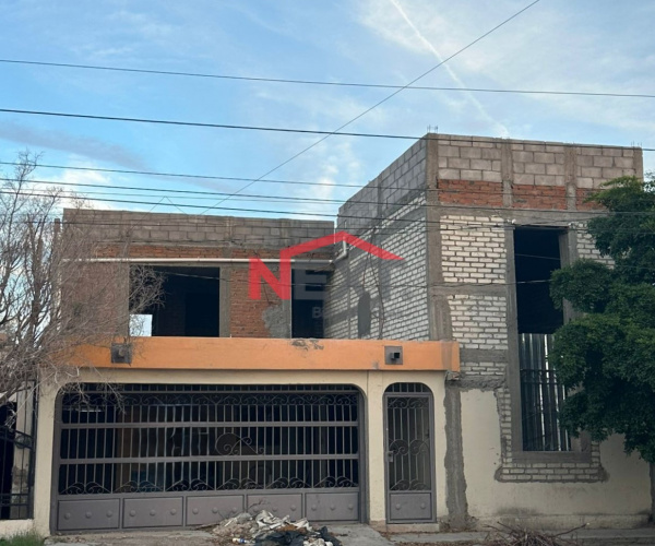 CASA EN VENTA EN COL. BALDERRAMA