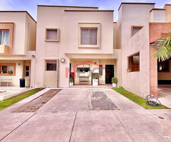 CASA EN VENTA EN ALTA FIRENZE RESIDENCIAL