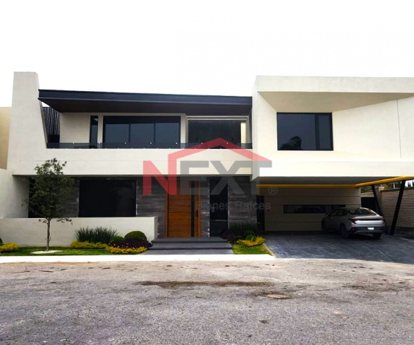 Residencia de Lujo en Villas de San Miguel