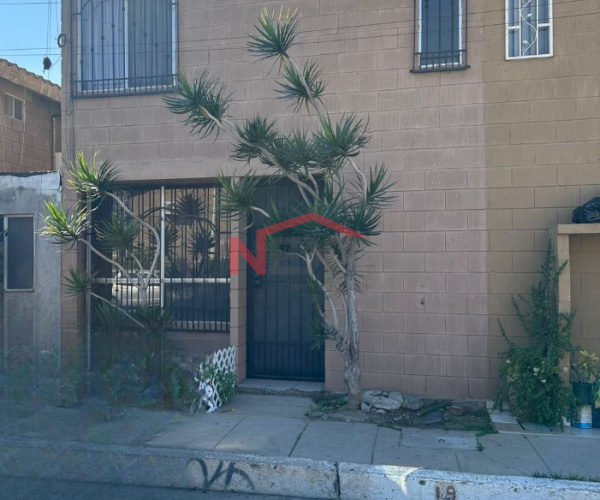 CASA EN VENTA -PORTICOS DE LA MESA TIJUANA B.C