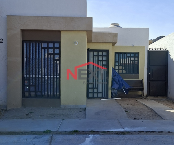 CASA EN VENTA EN QUINTA ESMERALDA