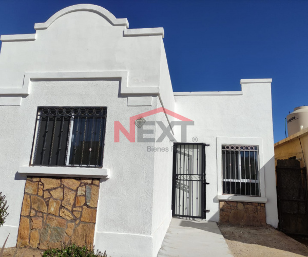 CASA EN VENTA EN FRACC. PUERTA DEL REY