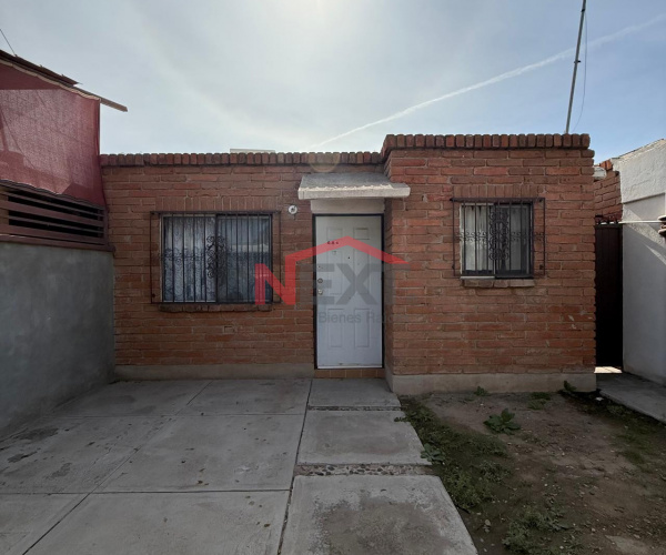 CASA EN VENTA FRACC. LOS VIÑEDOS