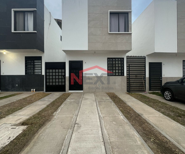 CASA EN RENTA EN PRIVADA LOS SAUCES, TIJUANA B.C
