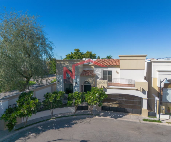 CASA EN RENTA EN COMPOSTELA RESIDENCIAL