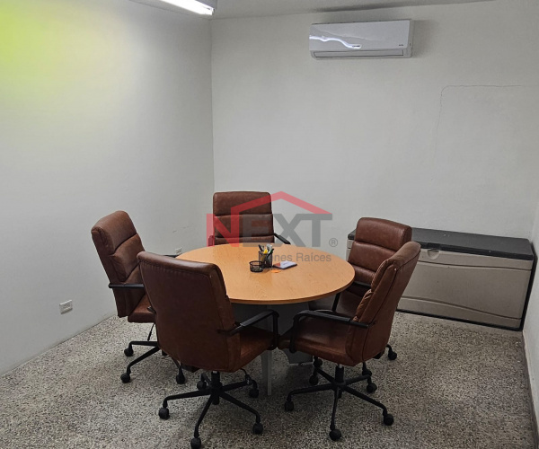 OFICINA EN RENTA EN COL. MODELO