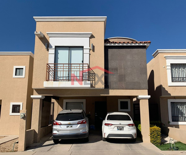 CASA EN VENTA EN ALTARIA RESIDENCIAL