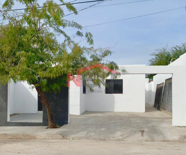 CASA EN VENTA EN COL. LOPEZ PORTILLO