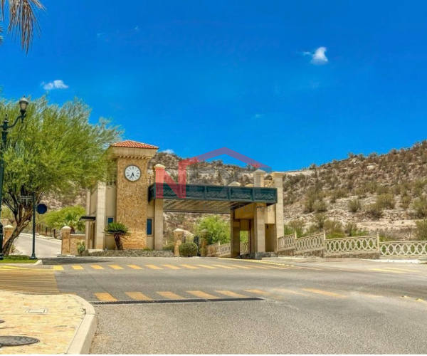 SE VENDE TERRENO EN LA JOLLA SECCION DIAMANTES