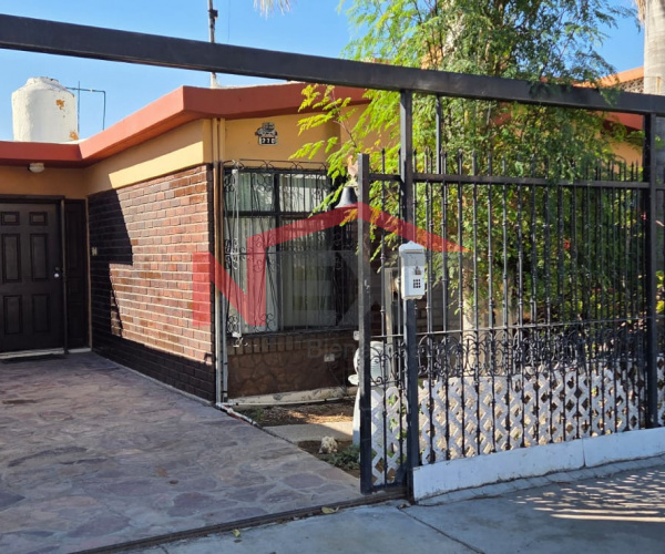 CASA EN RENTA EN COL. SAN BENITO