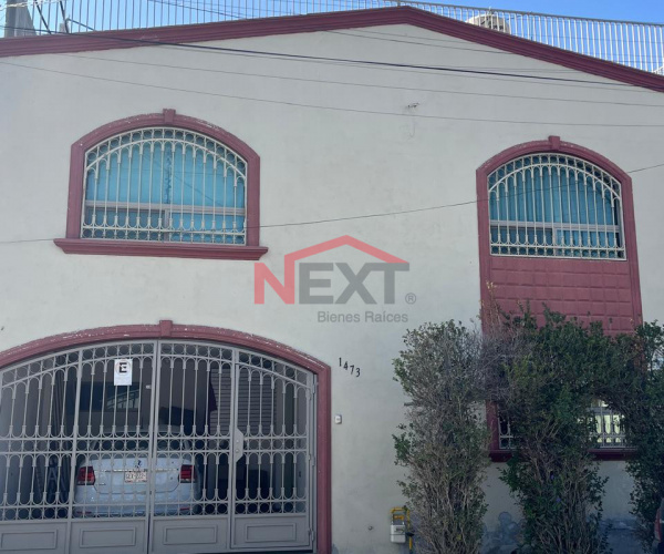 CASA EN VENTA  EN ZONA CENTRO