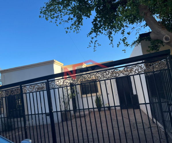 CASA EN VENTA EN COL. NACAMERI