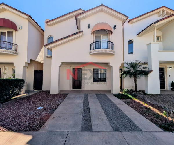 CASA EN VENTA EN REAL DE SEVILLA RESIDENCIAL