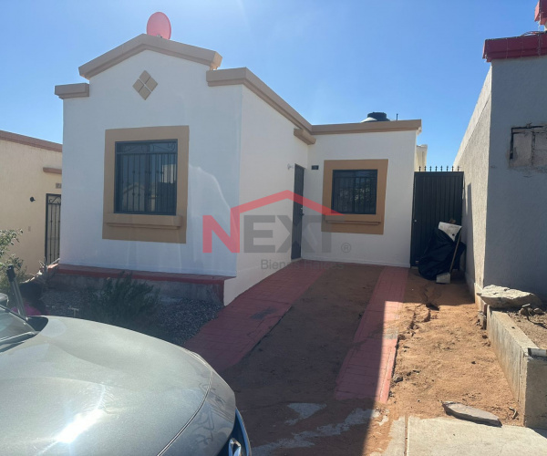 CASA EN RENTA EN URBI VILLA DEL REY