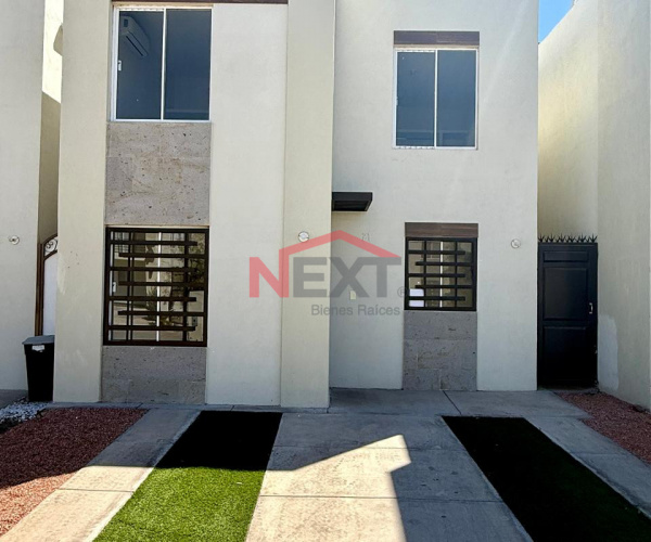 CASA EN VENTA EN SORENTO RESIDENCIAL