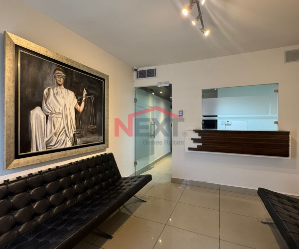 OFICINA EN RENTA EN COL. CENTENARIO