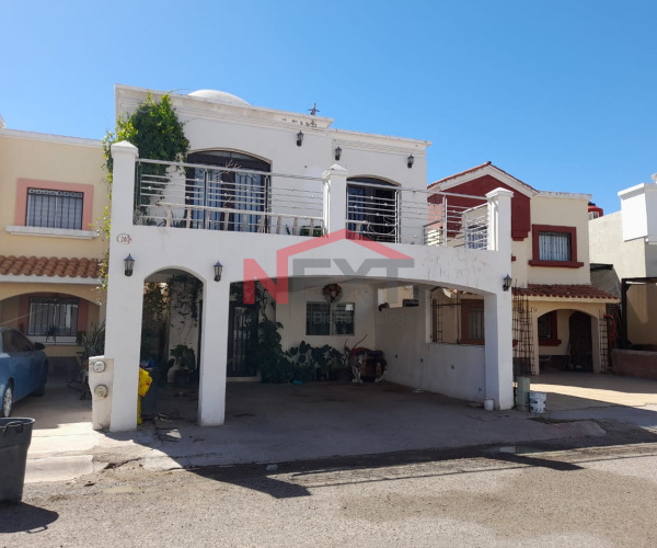 CASA EN VENTA EN CERRADA DIAMANTE EN COL. PUEBLITOS