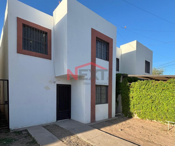 CASA EN RENTA EN COL. LAS PLACITAS