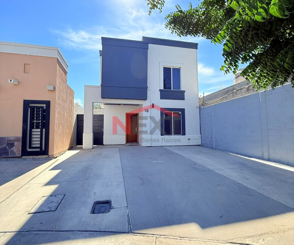 CASA EN RENTA EN COL. CORCELES