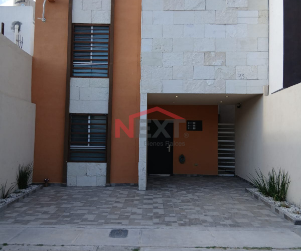 Casa en Renta |Fraccionamiento valle del oriente