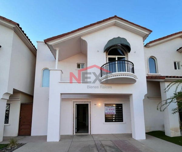 CASA EN VENTA EN REAL DE SEVILLA RESIDENCIAL