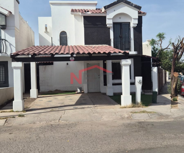 CASA EN RENTA EN SOLEIL RESIDENCIAL