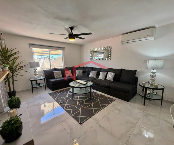 Propiedad Multifamiliar con Alberca y Departamento Independiente.