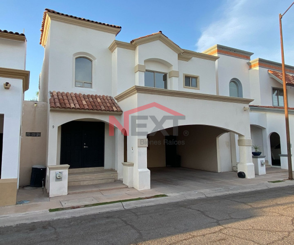 CASA EN VENTA EN VALLE DEL LAGO