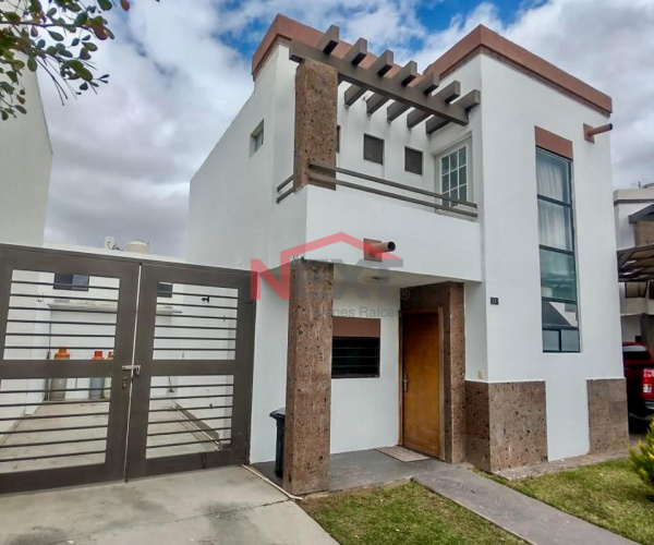 CASA EN RENTA EN ARANDAS RESIDENCIAL