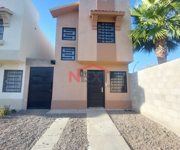 CASA EN RENTA EN STANZA FLORENZA