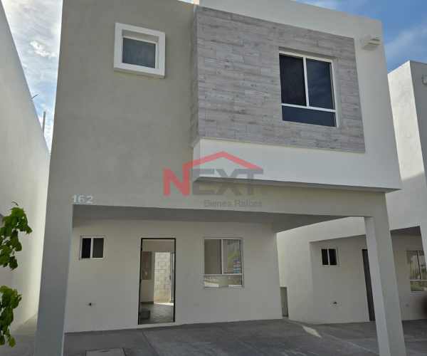 CASA NUEVA EN RENTA EN VEREDAS RESIDENCIAL