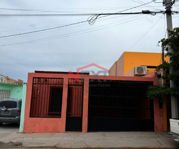 CASA EN RENTA EN COL. VILLA DE CORTES